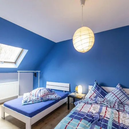 Stylish Holiday In With Garden Kettenis