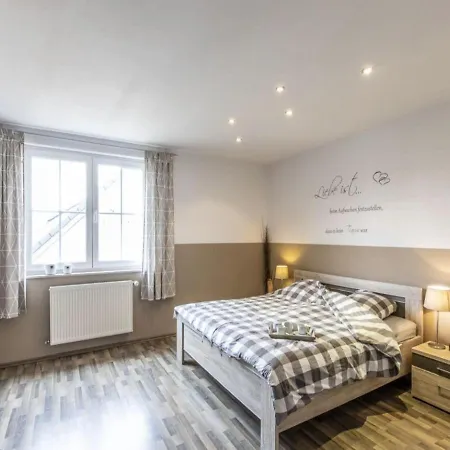 Stylish Holiday In With Garden Holiday home