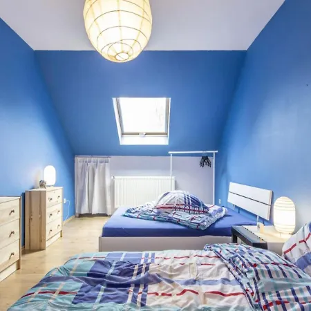 Stylish Holiday In With Garden *